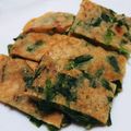 華夢那's cooksnap of when they made ニラと炒飯の素で簡単もちもちチヂミ♪.
