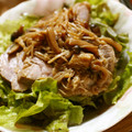 ＊実月＊'s cooksnap of when they made 簡単！茹で豚のえのきソース和え.