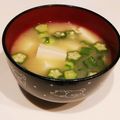 まんまるまうちゃん's cooksnap of when they made 簡単！オクラと豆腐のお味噌汁.