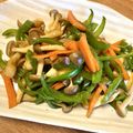 あいかみはるママ's cooksnap of when they made ピーマン しめじ 人参のきんぴら.