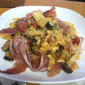 hidenovic's cooksnap of when they made トマトとズッキーニと卵の粉チーズ炒め.