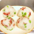 akaazua's cooksnap of when they made 夏だ☆枝豆＆ベーコン＆チーズのおにぎり♪.