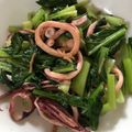 Malolonlon's cooksnap of when they made 小松菜とイカのガーリックオイスター炒め.