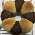 スイートマジョラム♡'s cooksnap of when they made 簡単ちぎりパン プレーンとココア.