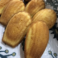 ヒロキン１０２４'s cooksnap of when they made ふんわりしっとりマドレーヌ.