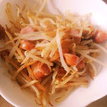 まーく71's cooksnap of when they made 簡単！ソーセージで蒸しもやし.
