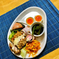 komutatata's cooksnap of when they made おさかなソーセージの海苔ちーベーコン巻き.