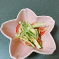 アロエ優's cooksnap of when they made プチトマトとキュウリのニンニクドレサラダ.