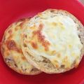 金魚のひらり's cooksnap of when they made 食パンで簡単！ガーリックチーズトースト.