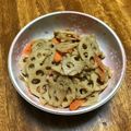 かよばぁ's cooksnap of when they made 簡単美味しい♬蓮根と人参のぴり辛きんぴら.