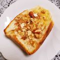 SUNMOONMOM's cooksnap of when they made メープルナッツトースト.