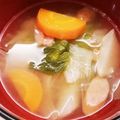 SHⅰ's cooksnap of when they made 簡単！具沢山☆シャウエッセンのお味噌汁.
