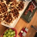 singingmayuming's cooksnap of when they made ローズ家のサワードウワッフル.