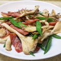 イノベン's cooksnap of when they made 舞茸とベーコン　簡単炒め.