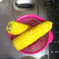 彩音ｍａｍａ's cooksnap of when they made 速攻　とうもろこしの皮むき！.