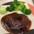 ともっちQQ's cooksnap of when they made 簡単本格ハンバーグソース　.