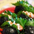 メダカの赤ちゃん's cooksnap of when they made レンチンで！ソーセージでパッカンおにぎり.