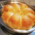 ㌧㌧㌧㌧㌧'s cooksnap of when they made 食パン風フラワーパン（amway）.