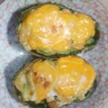 ゴザル芋's cooksnap of when they made おひとりさまの味噌マヨでアボカドグラタン.