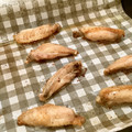 chou*'s cooksnap of when they made うちのやみつき＊簡単鶏手羽中オーブン焼き.