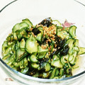 KUMI KUMI's cooksnap of when they made きゅうりとわかめの酢の物☆簡単副菜.