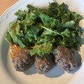 Yokchina's cooksnap of when they made 羊とミントを使ったエキゾチックなキョフテ.
