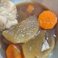 ayumi7171's cooksnap of when they made 小鍋１つで簡単♪鶏肉と大根にんじんの煮物.