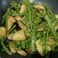 p.bird's cooksnap of when they made なすとインゲンのみそ炒め.