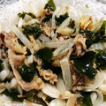 ねぞろ's cooksnap of when they made からだにやさし☆新玉ねぎとわかめの和え物.