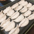 こずぅ's cooksnap of when they made 改訂)手作り 餃子の皮と焼き方のコツ.