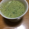 ようさんママ's cooksnap of when they made バナナ・みかん・キウイグリーンスムージー.