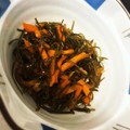 minami飯's cooksnap of when they made きざみ昆布と人参と油揚げの煮物.