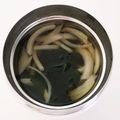 tamago大好き's cooksnap of when they made 玉ねぎとわかめのお吸い物.