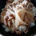 まーく71's cooksnap of when they made 簡単！時短！5分で完成！牛こま牛丼.