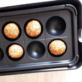アクセル☆'s cooksnap of when they made たこ焼き器でごま団子.