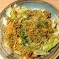 ゆう・つー's cooksnap of when they made マルちゃん浪速のかす玉ソース焼きそば♡.