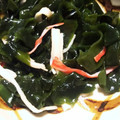 アココ☆'s cooksnap of when they made 箸休めに♡簡単わかめとカニカマの酢の物.