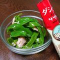 まるおくら's cooksnap of when they made アサリダシダで無限ピーマン.