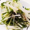 sakakore's cooksnap of when they made シャッキシャキ！豆苗と大根の簡単サラダ.