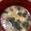 ◎みーちゃん◎'s cooksnap of when they made 納豆と焼き海苔の味噌汁♪.