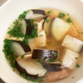 caruga's cooksnap of when they made 簡単♡黒大根とベーコンのコンソメ煮.