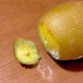 さちぶた♪'s cooksnap of when they made キウイの剥き方(芯の取り方).