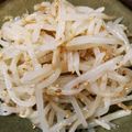 ひなっちち's cooksnap of when they made 簡単◎レンジでもやしのナムル.