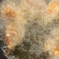 maki6029's cooksnap of when they made 簡単☆カリッとジューシー鶏モモ肉の唐揚げ.