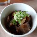 kumitch's cooksnap of when they made 簡単☆牛すじ肉と蒟蒻の甘辛煮.