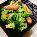 ♡мiчаⅵ♡⋆'s cooksnap of when they made うまみ閉じこめたシャウエッセンのオイル煮.