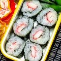 nosso's cooksnap of when they made 【子供朝食】かにかまのり巻き.