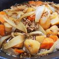 MIKOさん's cooksnap of when they made ストウブでほっとく甘辛煮（無水肉じゃが）.