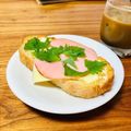 ねっちゃんっ's cooksnap of when they made 大葉でさっぱり☆ハムチーズトースト.