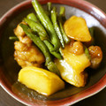 ＊実月＊'s cooksnap of when they made 小さいじゃが芋と鶏肉の皮付き甘辛揚げ煮.